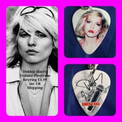 Blondie Double Sided Tribute Plectrum Keyring